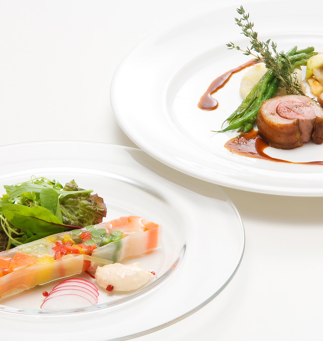 About an hour by Shinkansen from the heart of Tokyo, then five minutes by car from Karuizawa station. auberge with delicious vegetables Karuizawa Hotel LONGINGHOUSE